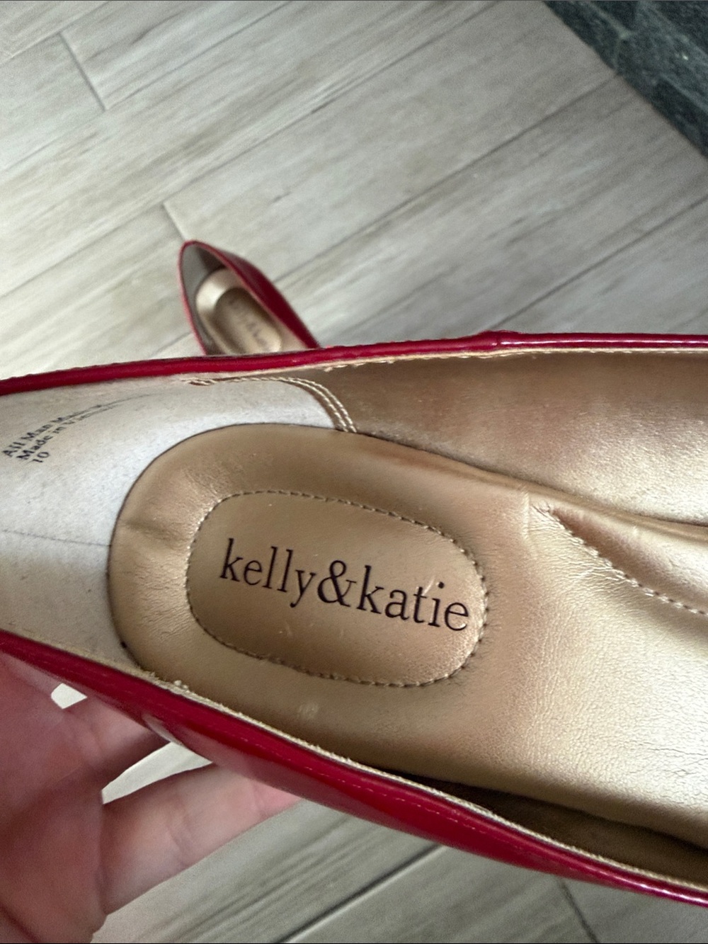Red heels - Picture 2 of 7